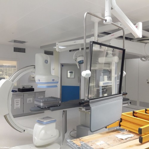 Available for sale GE Innova 2000 Cath Lab