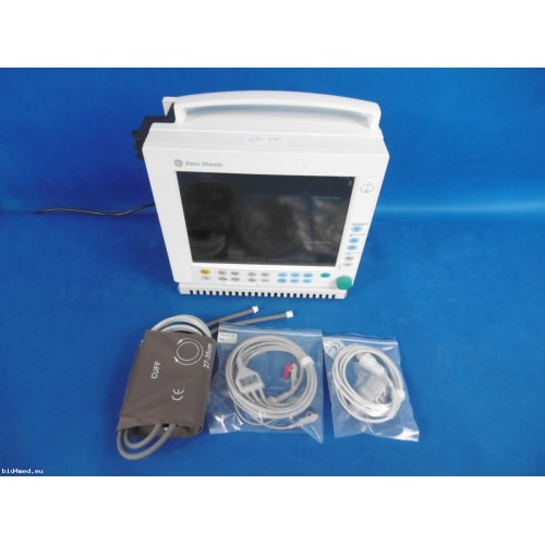 DATEX-OHMEDA S/5 Compact Invasive blood pressure Monitor